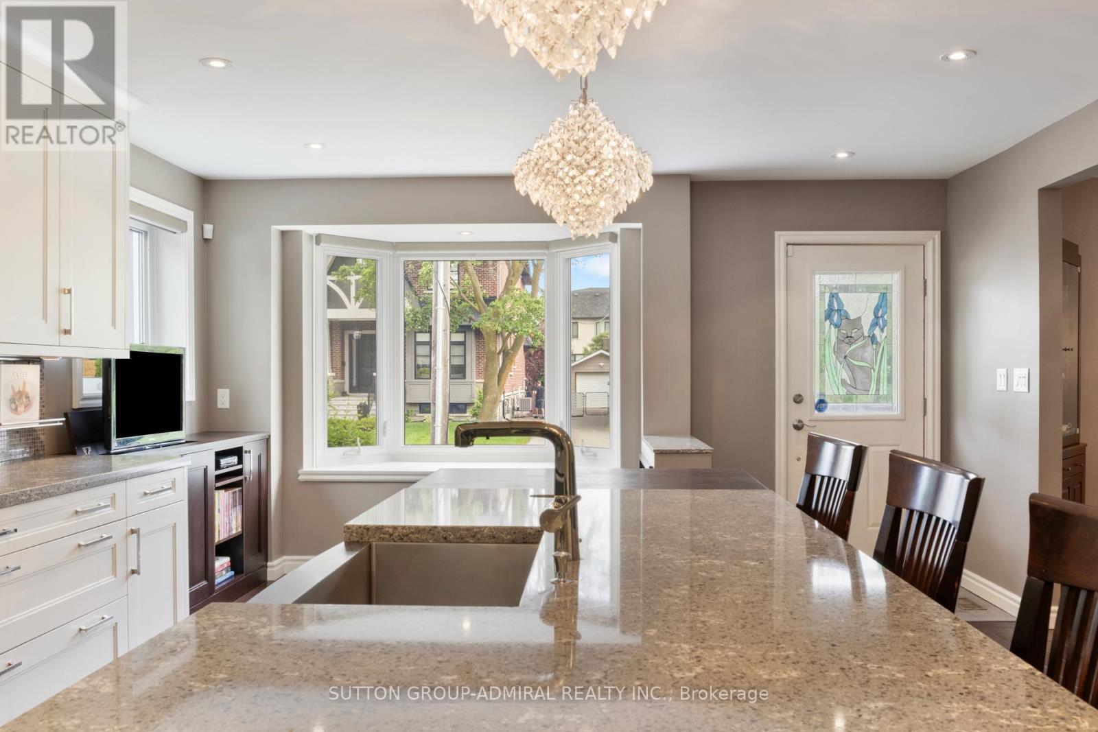 479 Hounslow Avenue, Toronto (Willowdale West), Ontario  M2R 1J1 - Photo 10 - C12209824