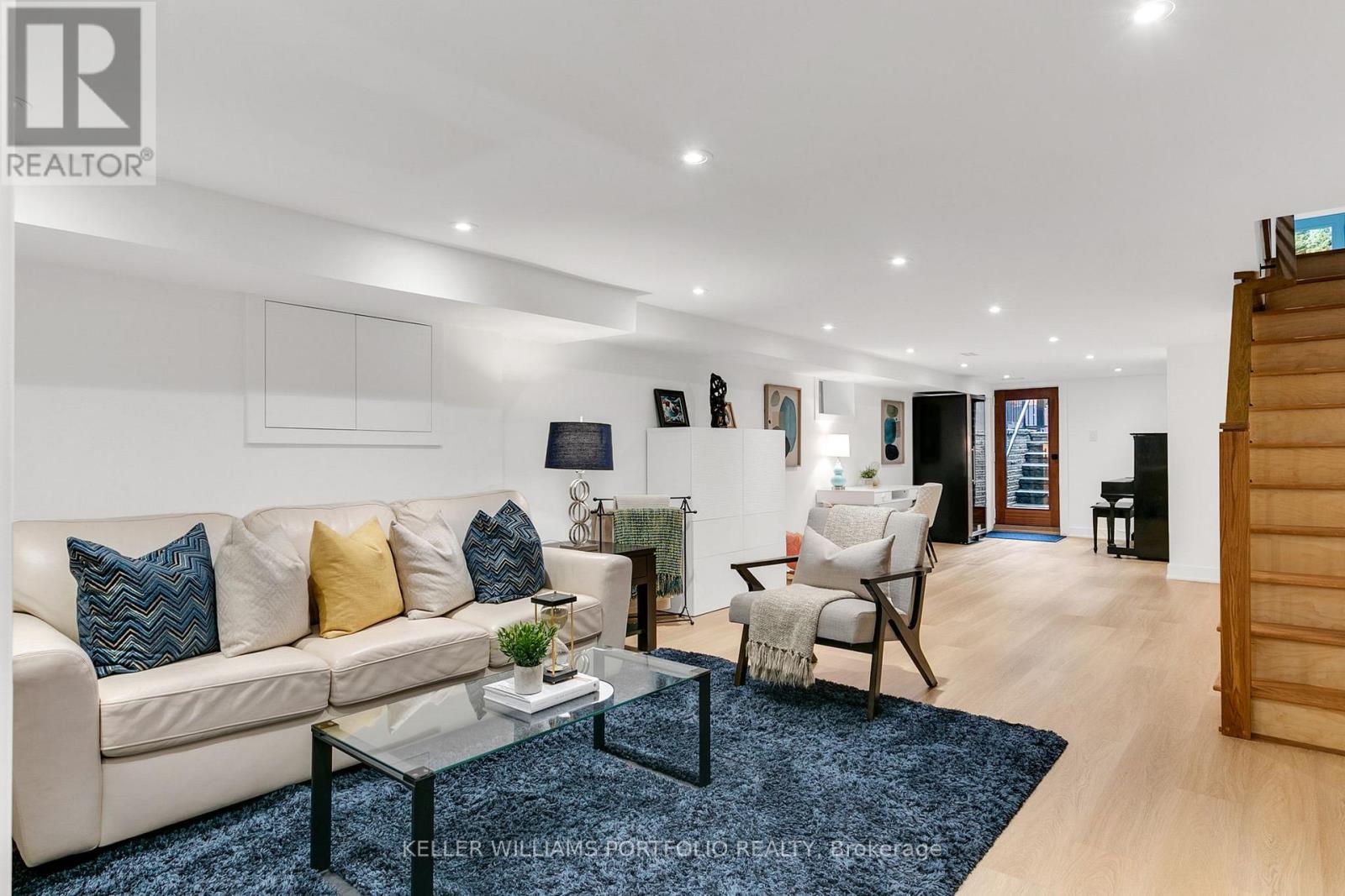 231 Grace Street, Toronto (Palmerston-Little Italy), Ontario  M6G 3A7 - Photo 37 - C12209829