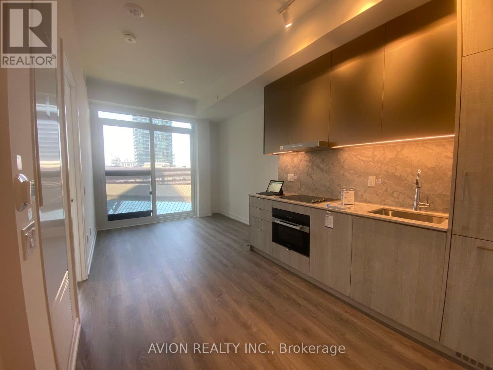 1205 - 771 Yonge Street, Toronto, Ontario  M4W 0B8 - Photo 2 - C12209845