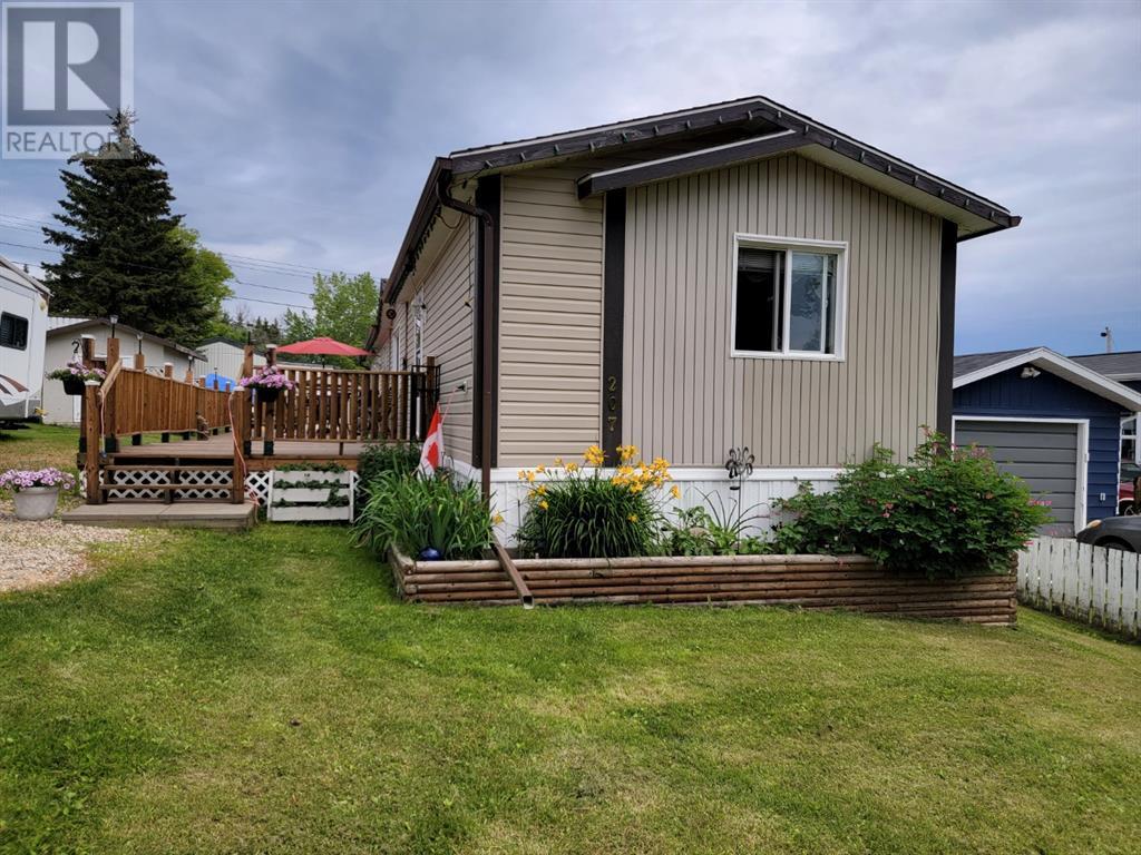 207 4a Street, Fox Creek, Alberta  T0H 1P0 - Photo 2 - A2203376