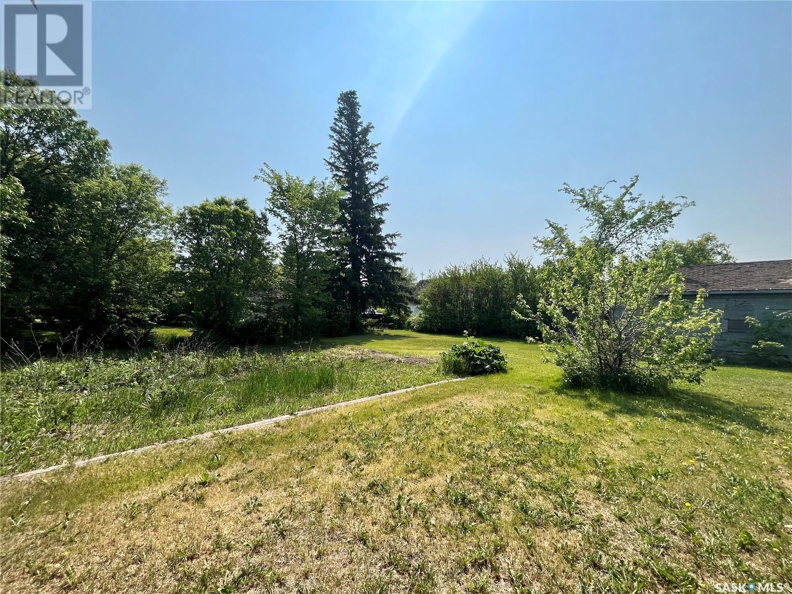 6 King STREET W, stanley rm no. 215, Saskatchewan