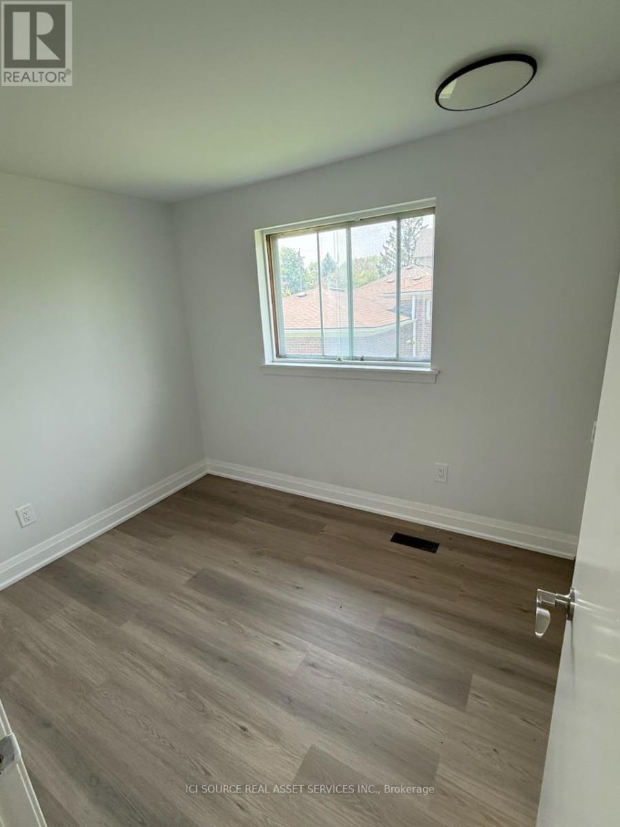 386 Horsham Avenue, Toronto, Ontario  M2R 1G9 - Photo 12 - C12208740