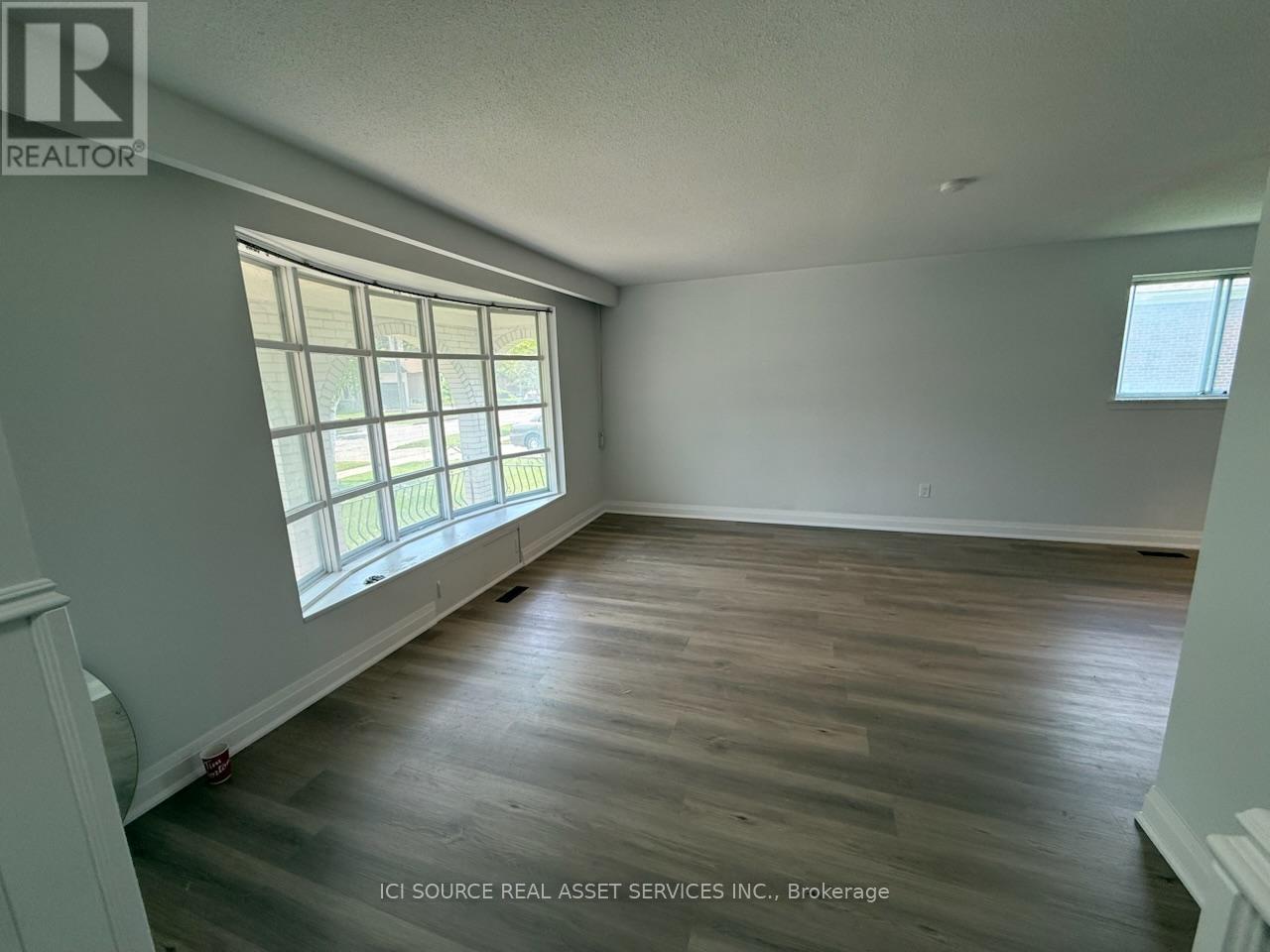 386 Horsham Avenue, Toronto, Ontario  M2R 1G9 - Photo 3 - C12208740