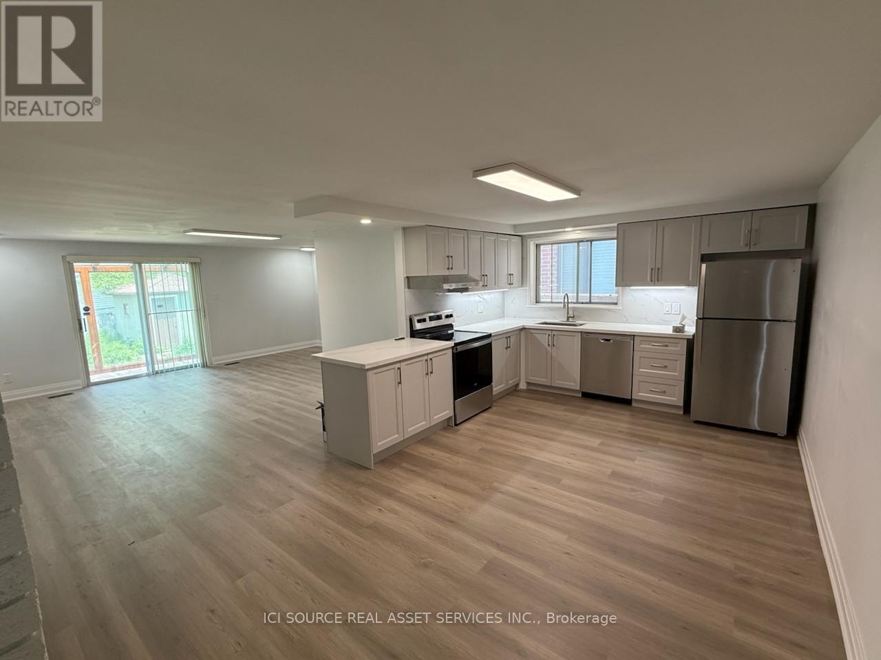 386 Horsham Avenue, Toronto, Ontario  M2R 1G9 - Photo 5 - C12208740