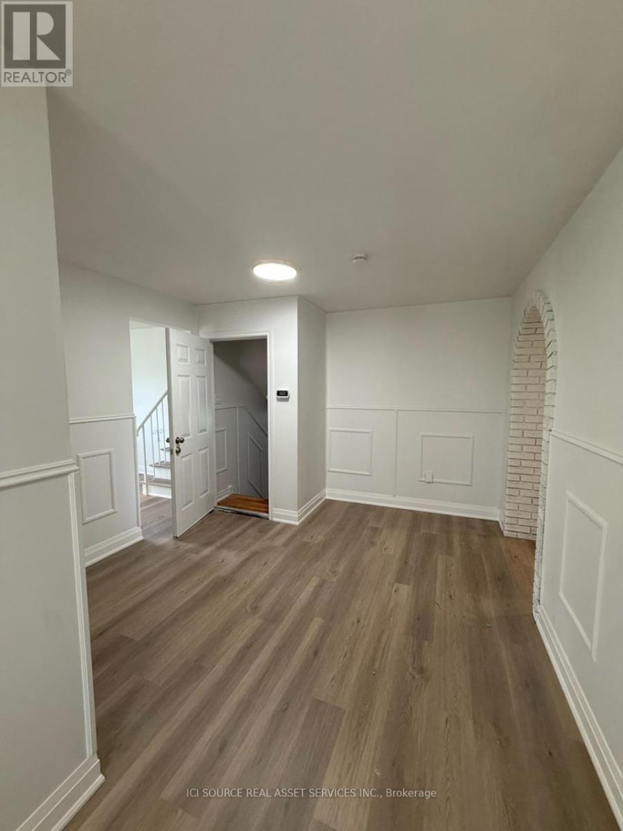 386 Horsham Avenue, Toronto, Ontario  M2R 1G9 - Photo 4 - C12208740