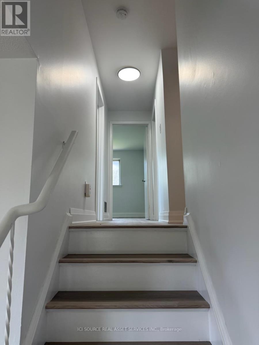 386 Horsham Avenue, Toronto, Ontario  M2R 1G9 - Photo 8 - C12208740