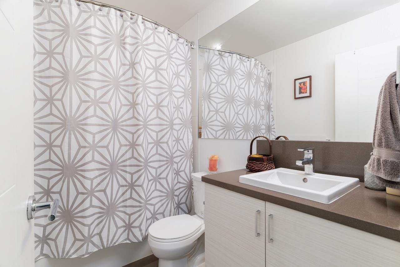 311 13919 Fraser Highway, Surrey, British Columbia  V3W 0X8 - Photo 10 - R3013010