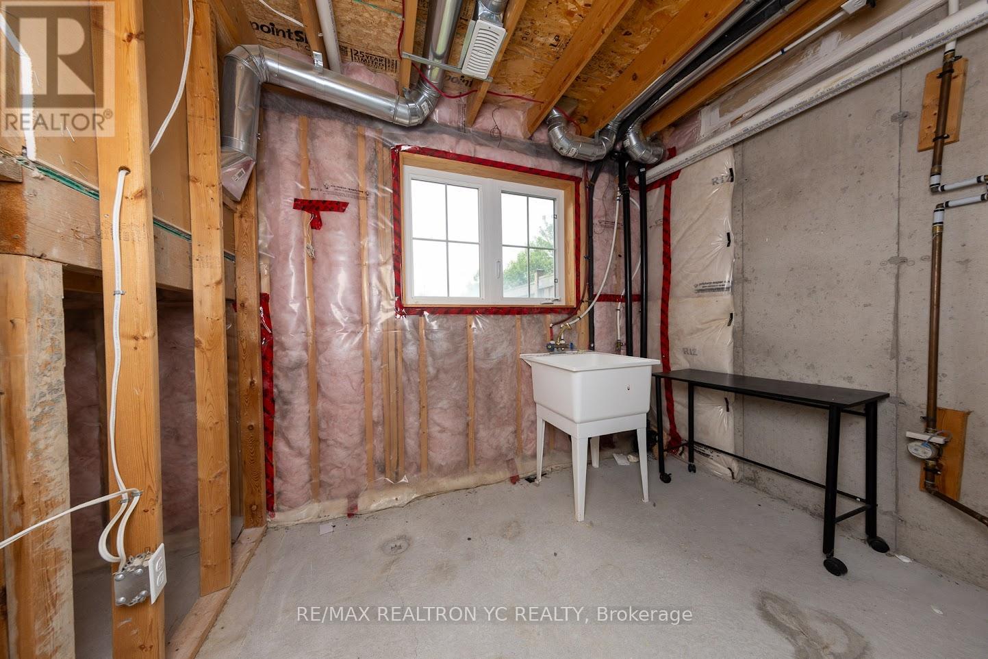 11 Reevesmere Lane, Ajax, Ontario  L1Z 0L3 - Photo 33 - E12209552