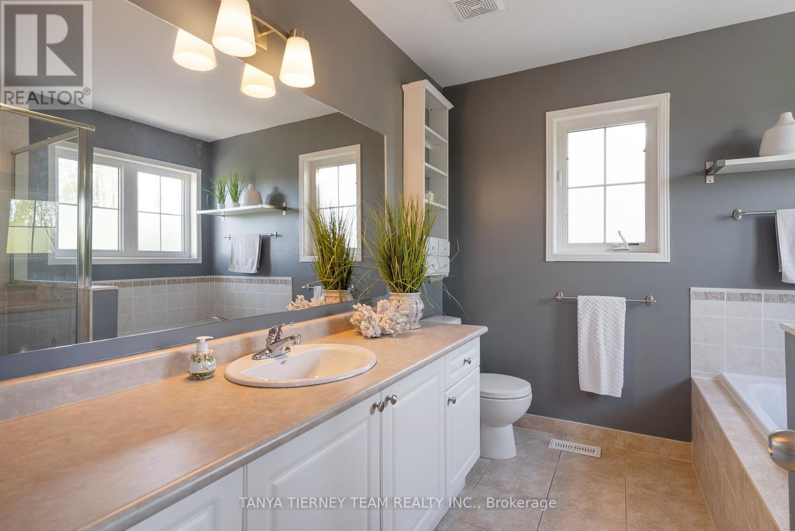 21 Eastgate Circle, Whitby (Brooklin), Ontario  L1M 2N3 - Photo 27 - E12209592