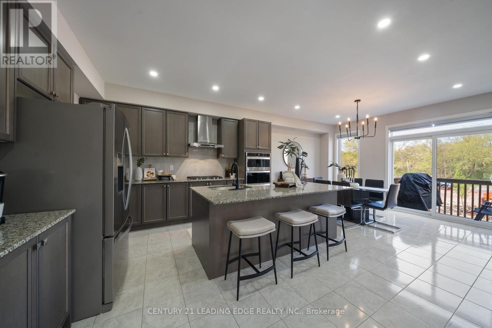 56 Priory Drive, Whitby, Ontario  L1P 0L2 - Photo 12 - E12209606