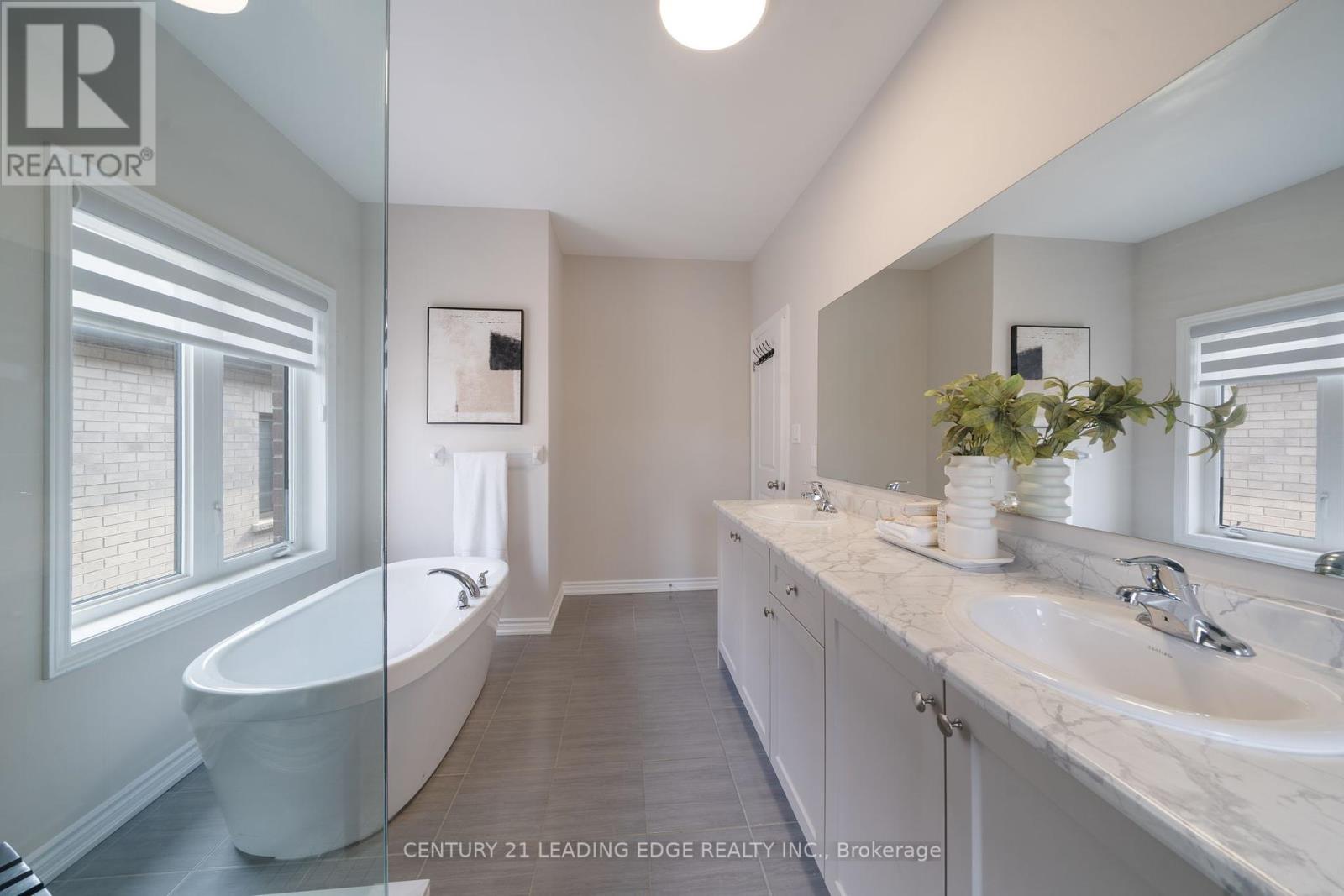 56 Priory Drive, Whitby, Ontario  L1P 0L2 - Photo 22 - E12209606
