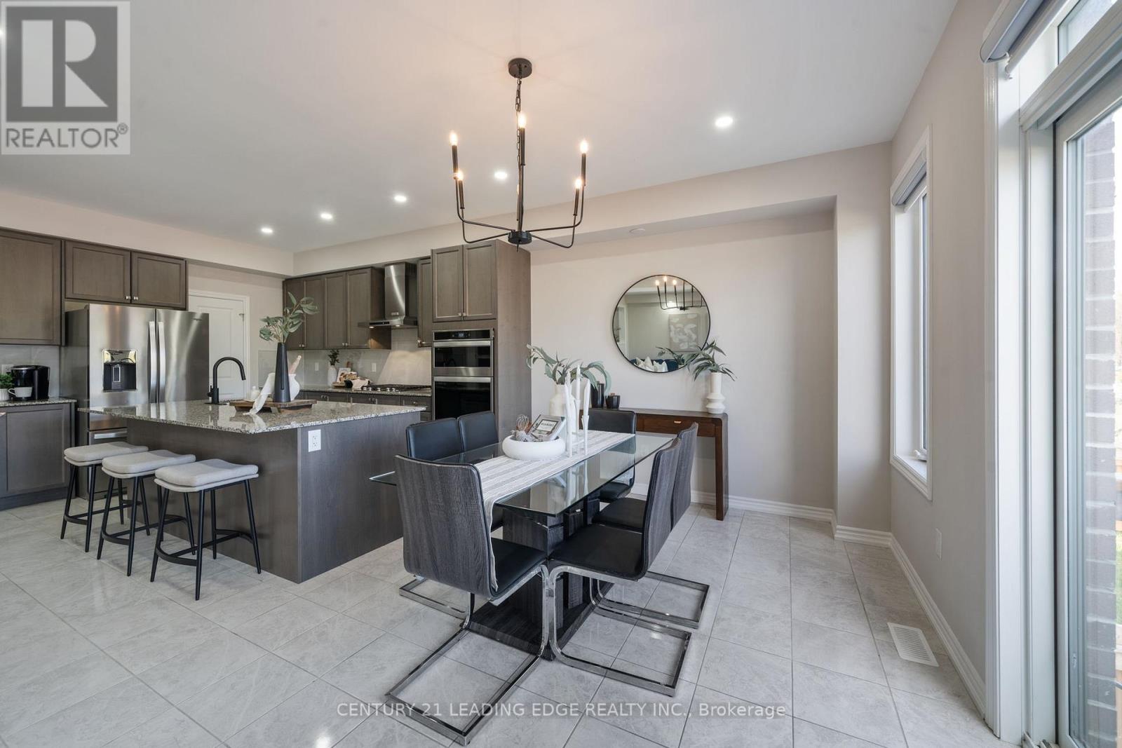 56 Priory Drive, Whitby, Ontario  L1P 0L2 - Photo 9 - E12209606