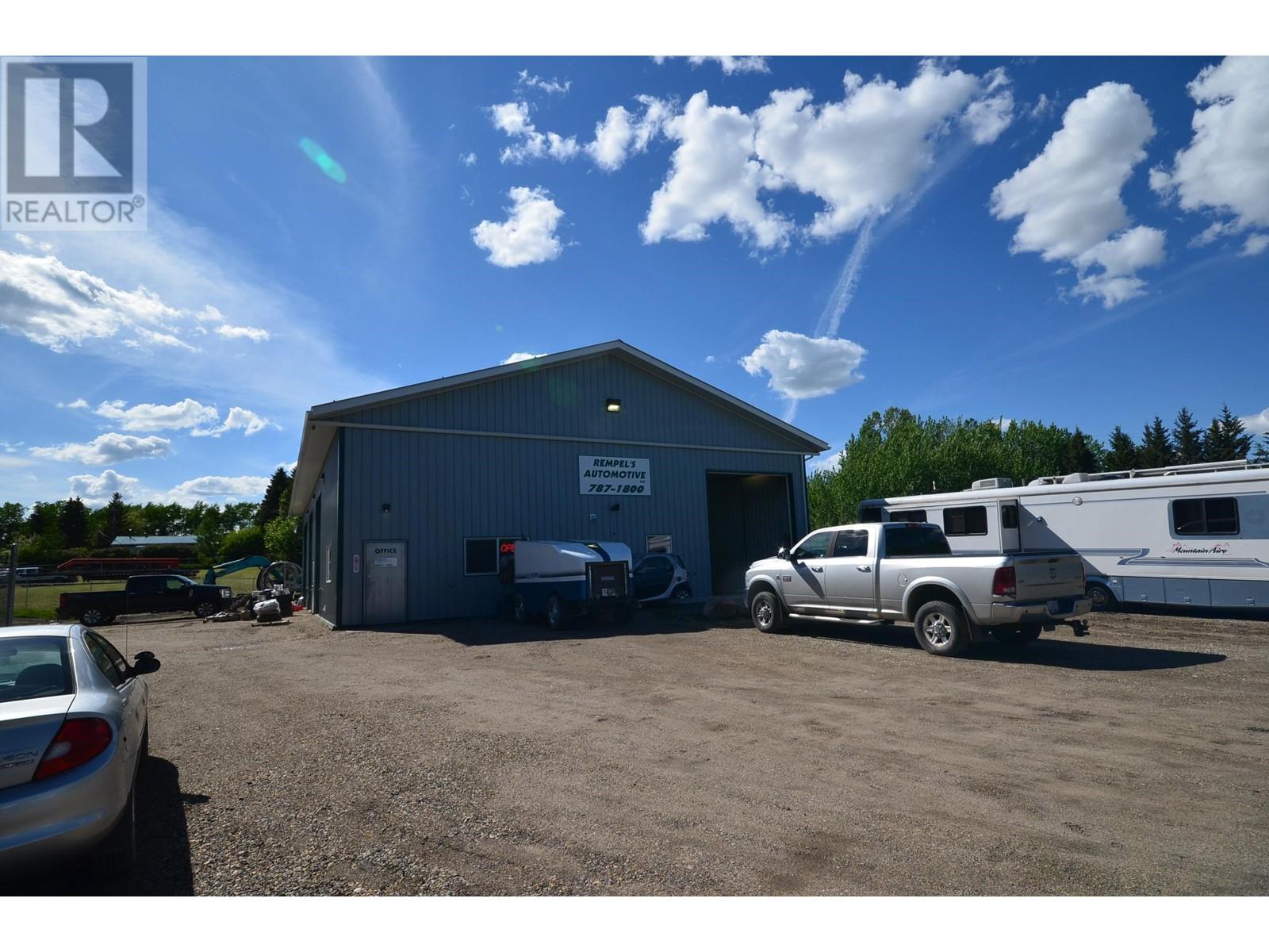 10874 261 Road, Fort St. John, British Columbia  V1J 4J2 - Photo 2 - C8069843