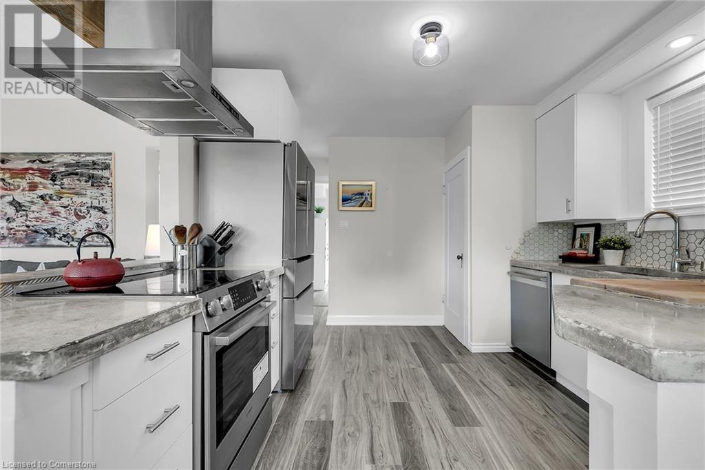 11 Spadina Road E, Kitchener, Ontario  N2M 3X2 - Photo 10 - 40739528