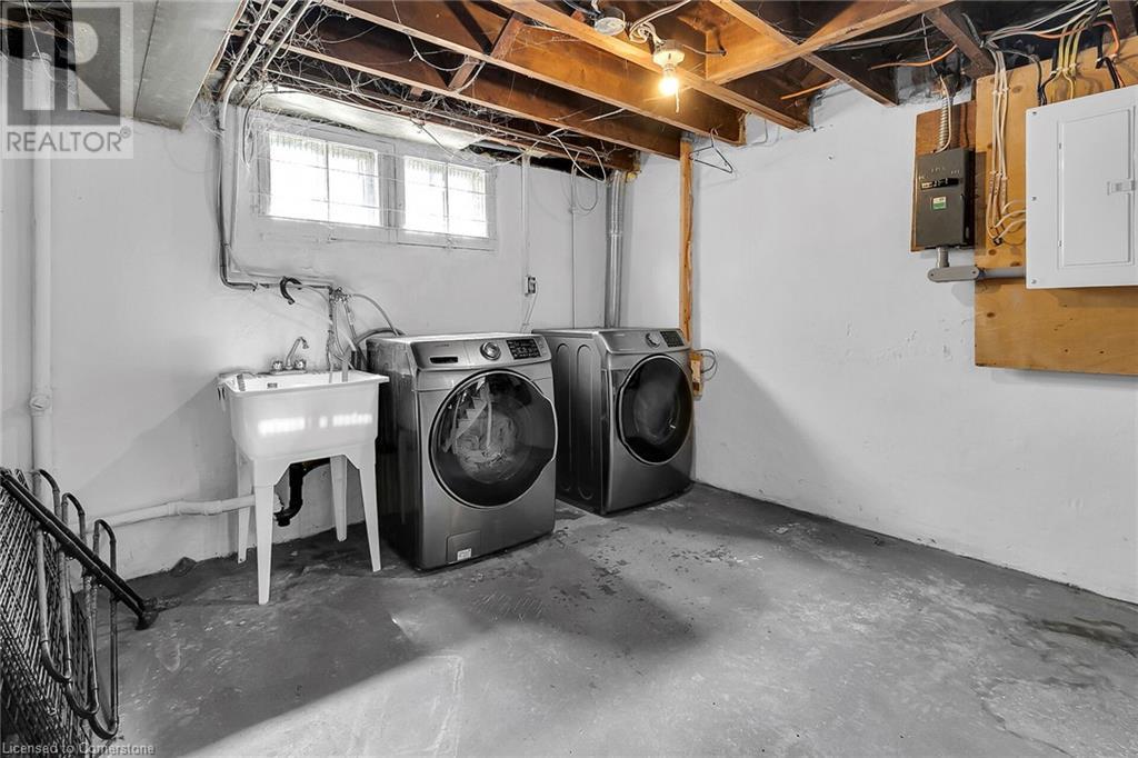 11 Spadina Road E, Kitchener, Ontario  N2M 3X2 - Photo 28 - 40739528