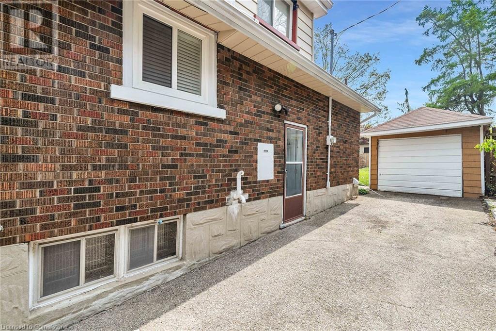 11 Spadina Road E, Kitchener, Ontario  N2M 3X2 - Photo 30 - 40739528