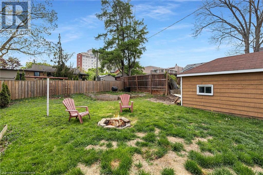 11 Spadina Road E, Kitchener, Ontario  N2M 3X2 - Photo 32 - 40739528