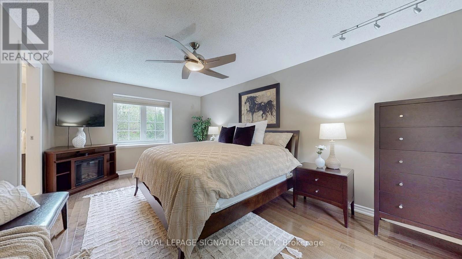 6 Harlowe Court, Whitby, Ontario  L1N 6V3 - Photo 19 - E12209385