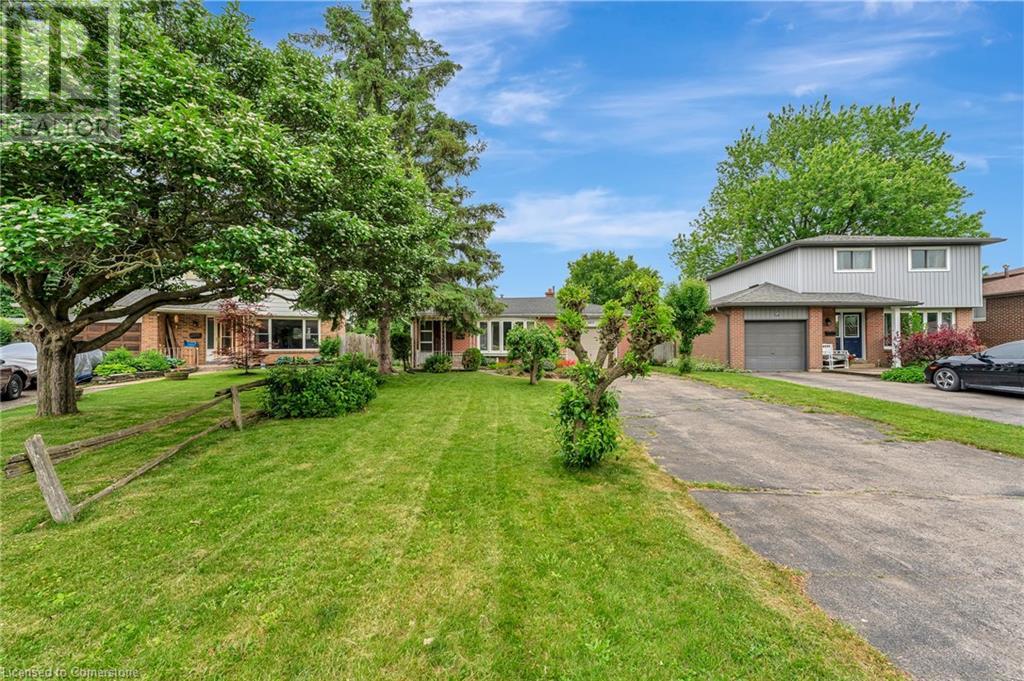 1107 Mary Avenue, Cambridge, Ontario  N3H 4N6 - Photo 2 - 40739553