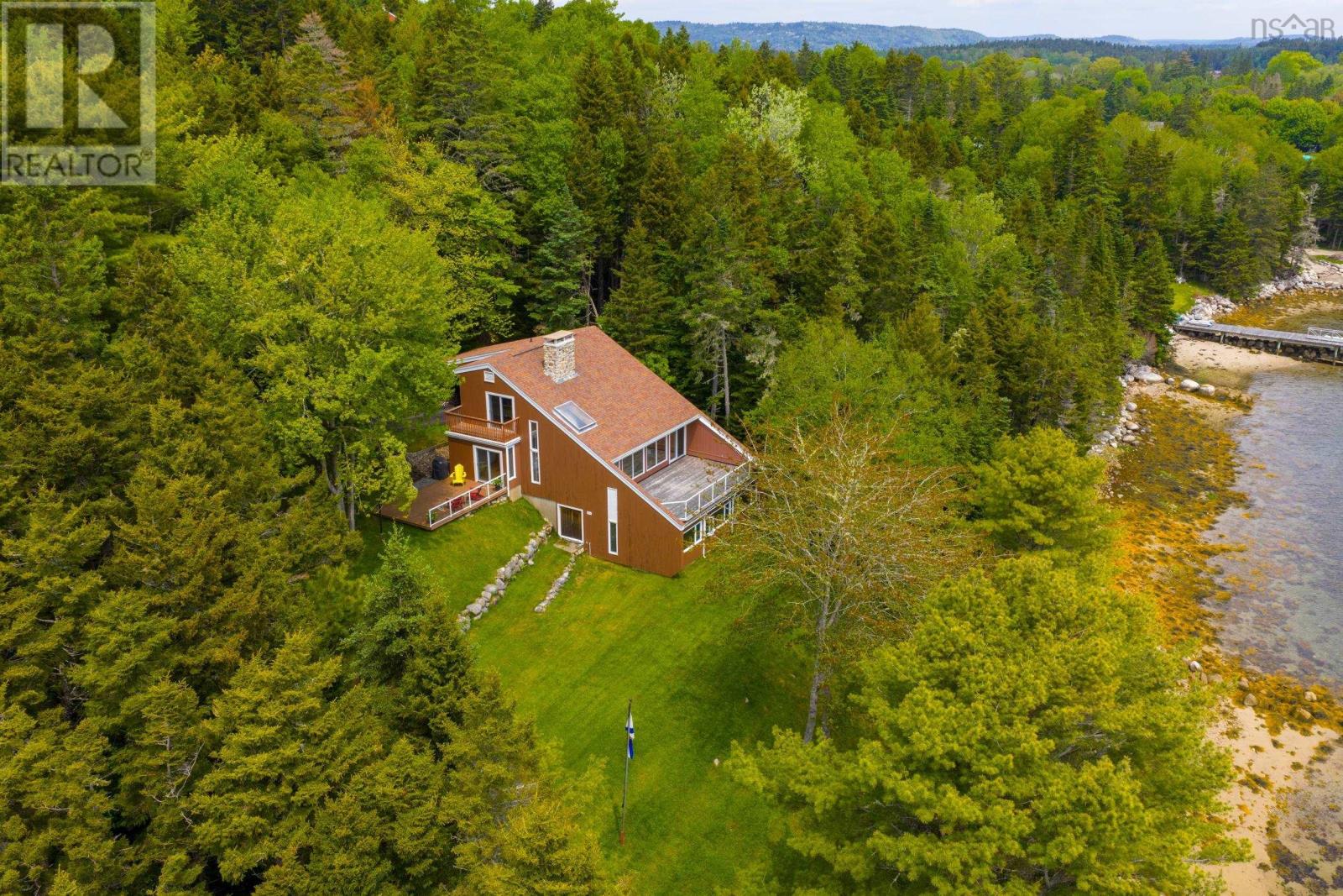 20 Sunnydale Drive, Glen Haven, Nova Scotia  B3Z 2T8 - Photo 3 - 202514004