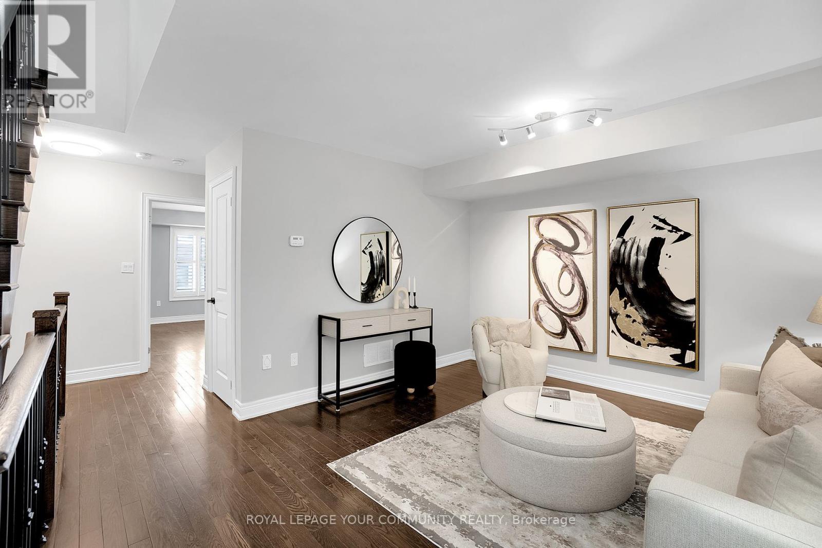 15 Hiawatha Court, Vaughan, Ontario  L4L 0J2 - Photo 19 - N12209380