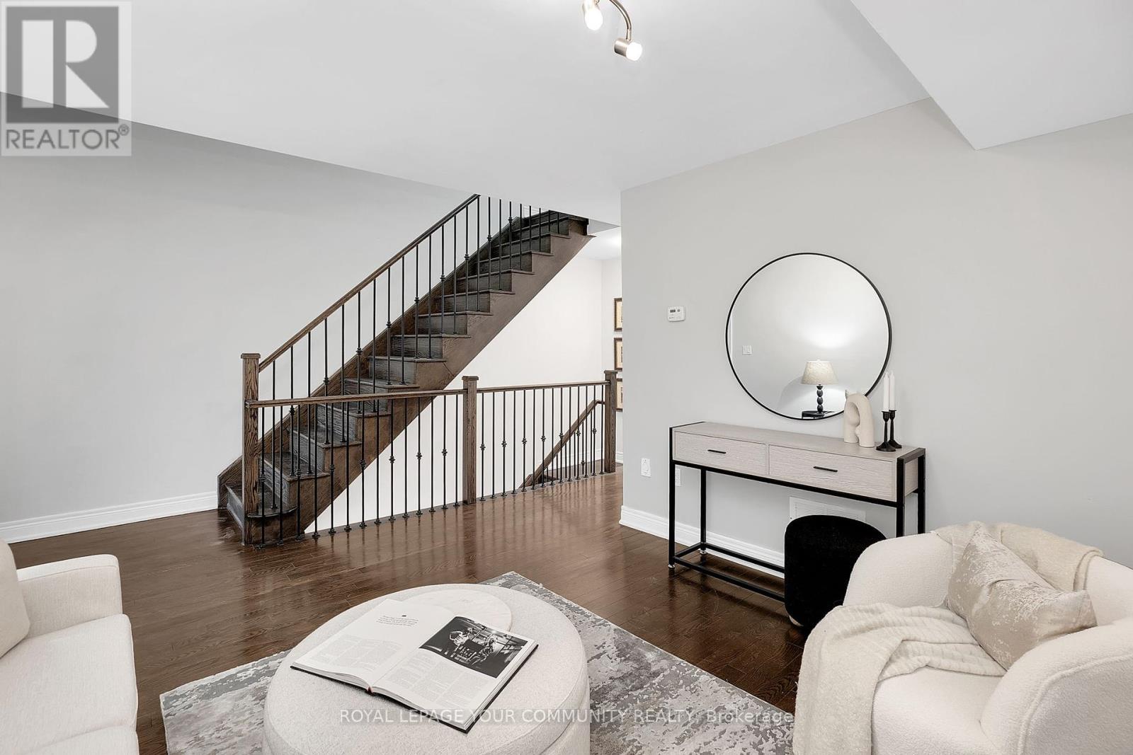 15 Hiawatha Court, Vaughan, Ontario  L4L 0J2 - Photo 21 - N12209380