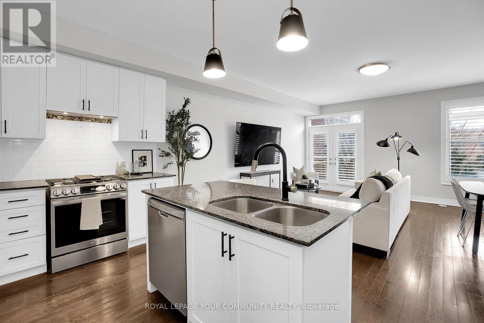 15 Hiawatha Court, Vaughan, Ontario  L4L 0J2 - Photo 17 - N12209380