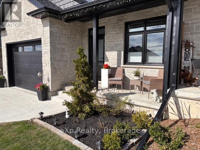 115 Irishwood Lane, Brockton, Ontario  N0G 2V0 - Photo 4 - X12129469