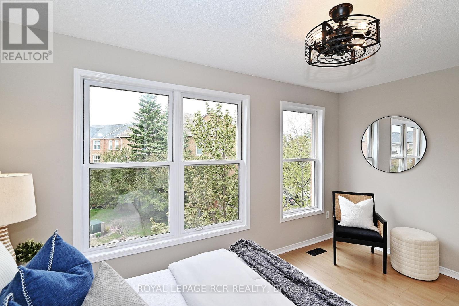 28 Wyatt Lane, Aurora (Bayview Wellington), Ontario  L4G 7E4 - Photo 25 - N12209554