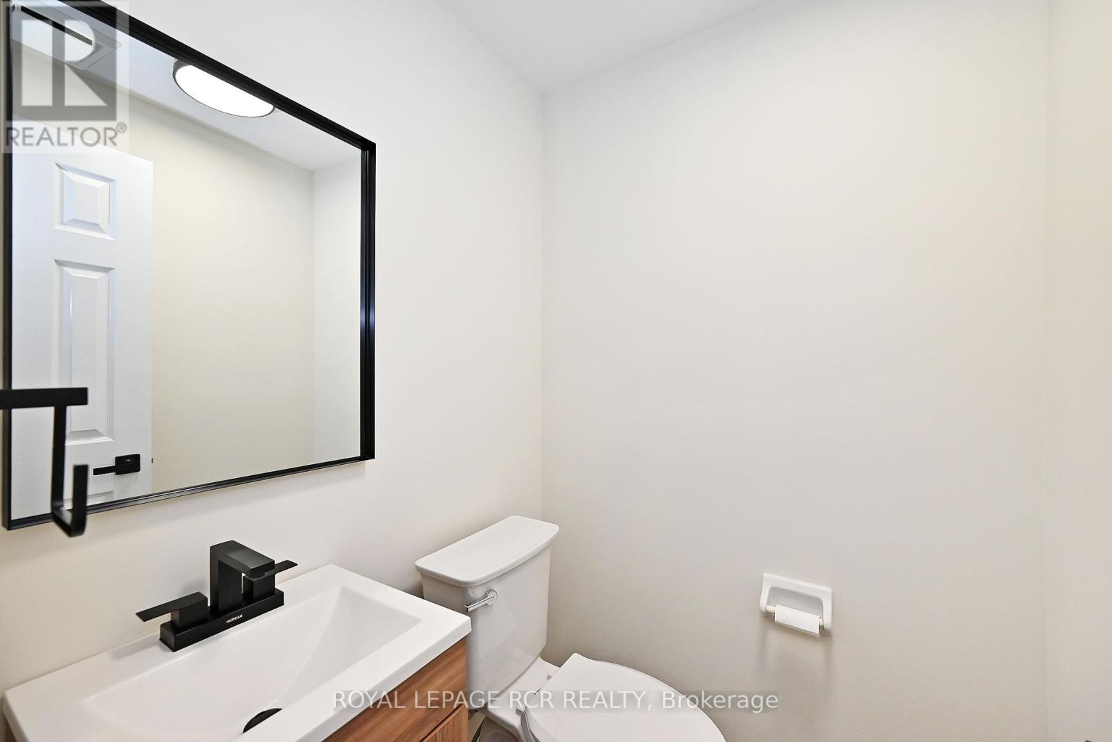 28 Wyatt Lane, Aurora (Bayview Wellington), Ontario  L4G 7E4 - Photo 30 - N12209554