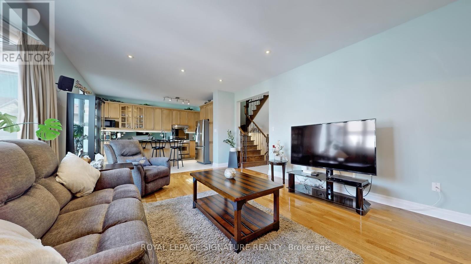 11 Bittersweet Street, Markham (Cornell), Ontario  L6B 1L6 - Photo 11 - N12209586
