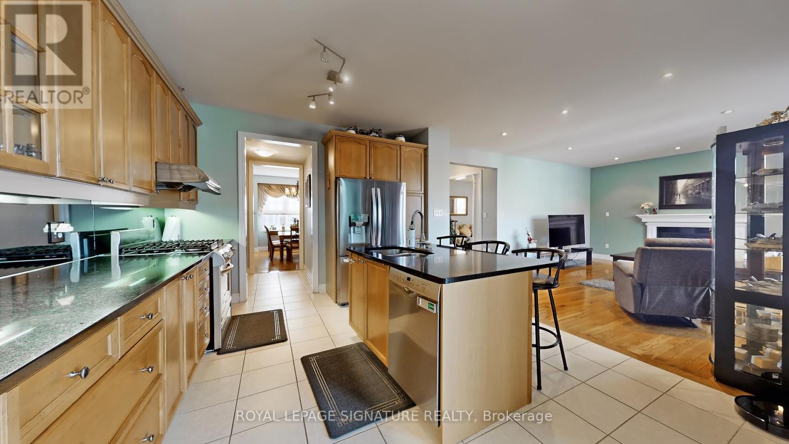 11 Bittersweet Street, Markham (Cornell), Ontario  L6B 1L6 - Photo 15 - N12209586