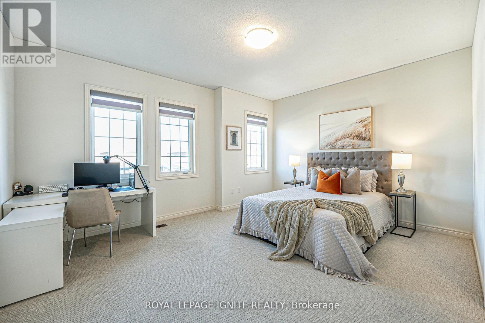 28 Lewis Avenue, Bradford West Gwillimbury (Bradford), Ontario  L3Z 0W9 - Photo 25 - N12209808