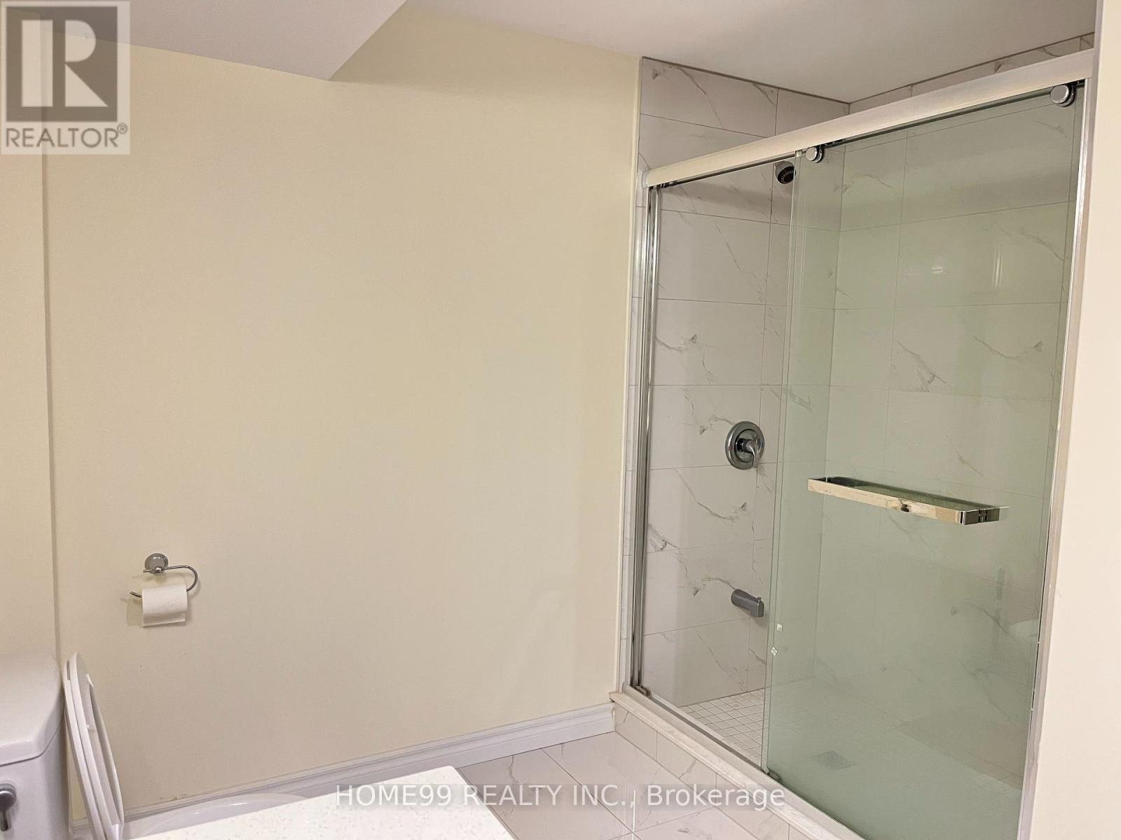 140 Jefferson Forest Drive, Richmond Hill, Ontario  L4E 4J8 - Photo 12 - N12209847