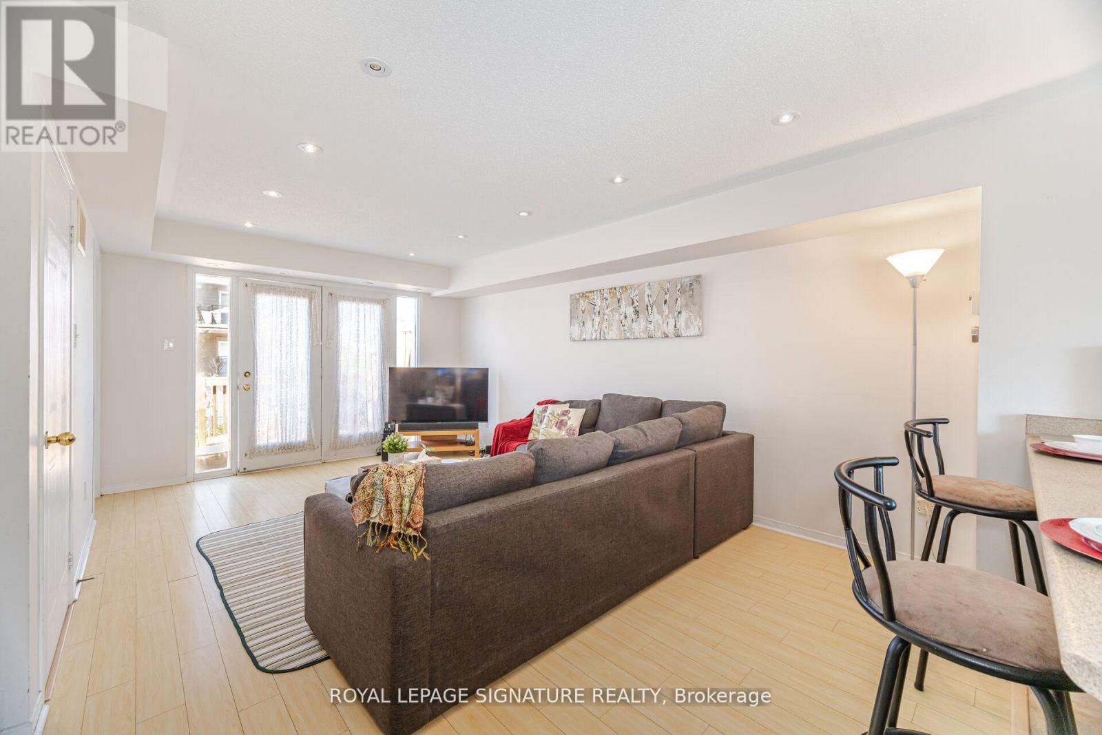 3 - 4855 Half Moon Grove, Mississauga, Ontario  L5M 8C7 - Photo 6 - W12209381