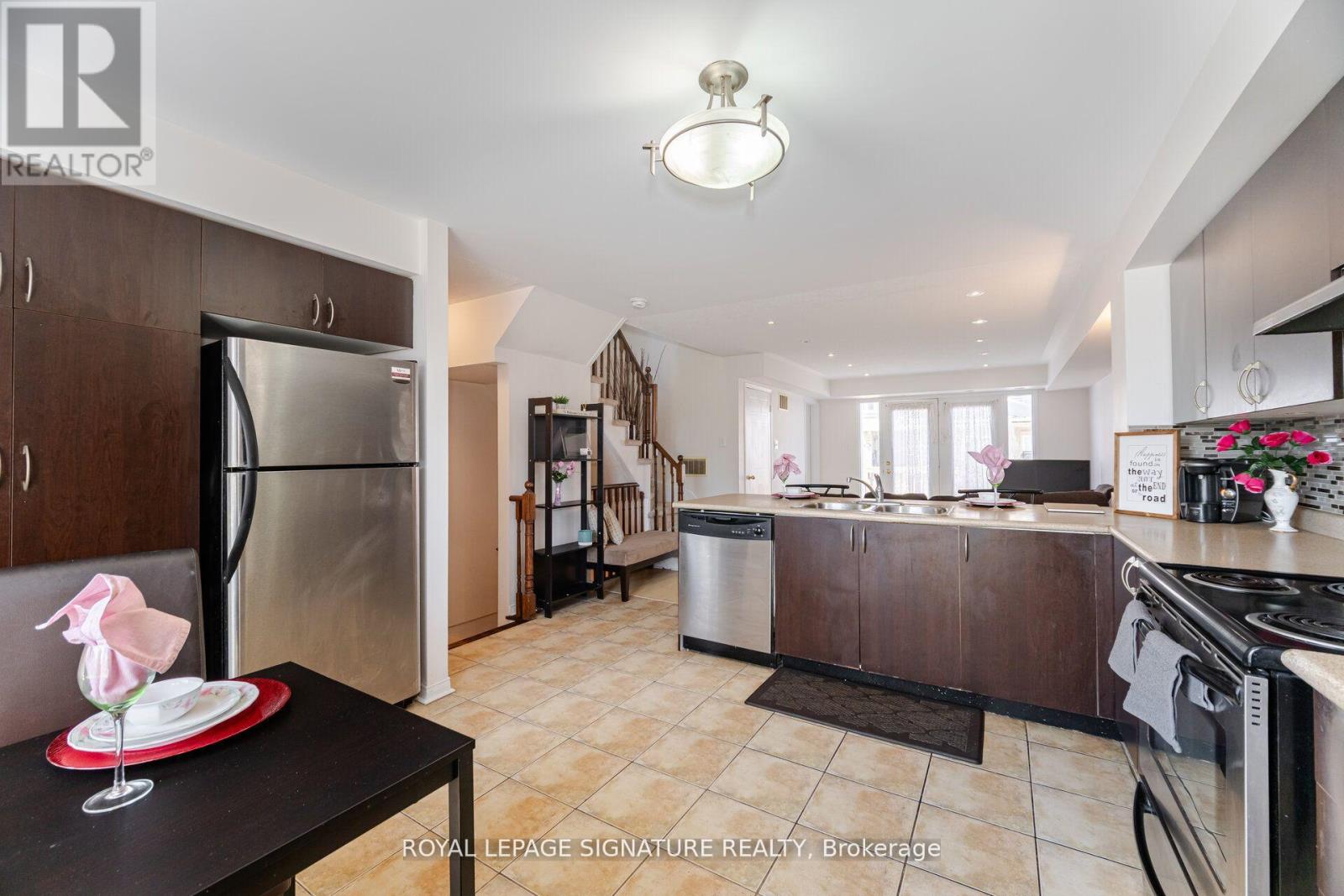 3 - 4855 Half Moon Grove, Mississauga, Ontario  L5M 8C7 - Photo 13 - W12209381