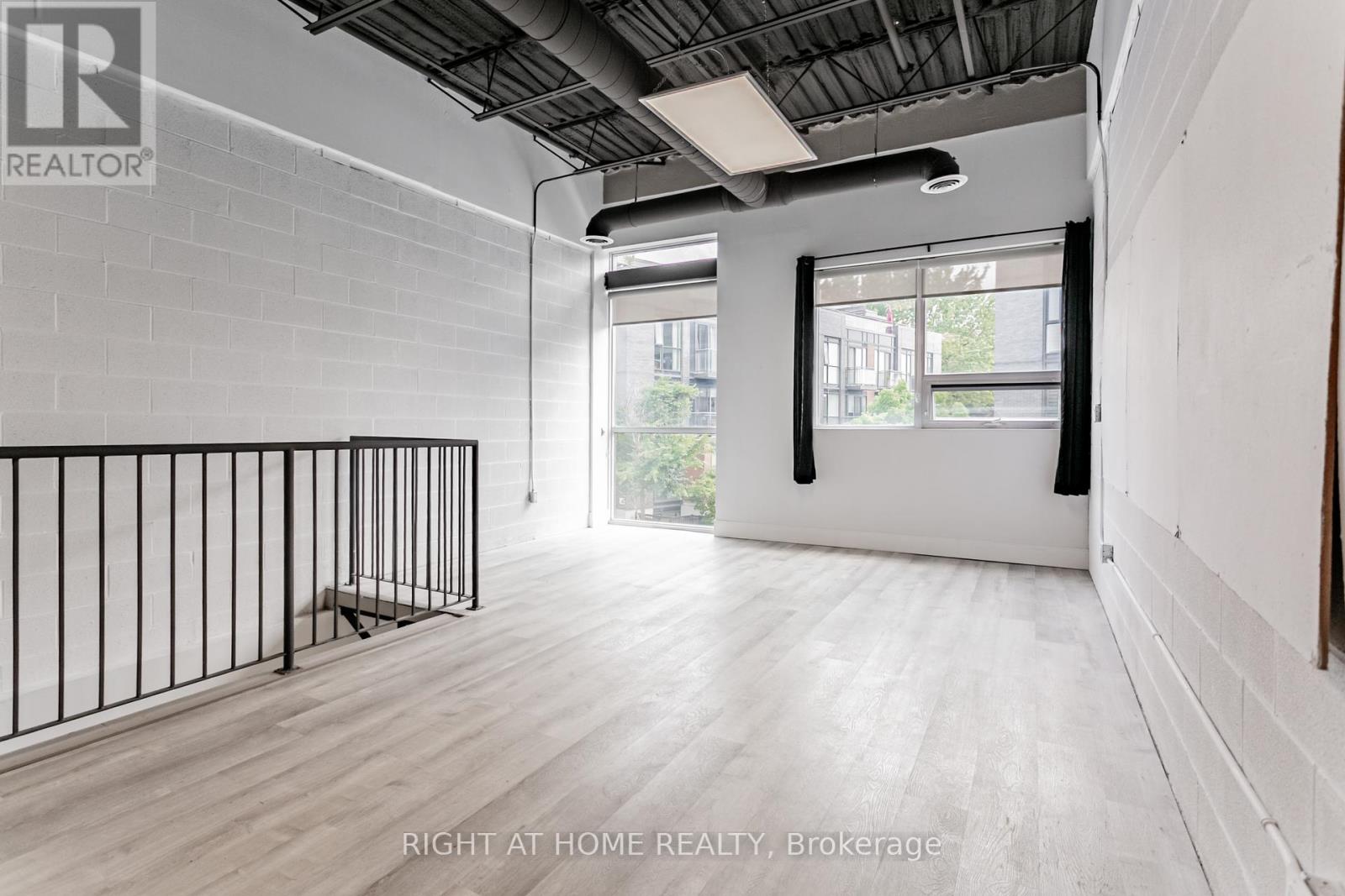 2nd Floor - 34 Sousa Mendes Street, Toronto, Ontario  M6P 3Z5 - Photo 6 - W12208698