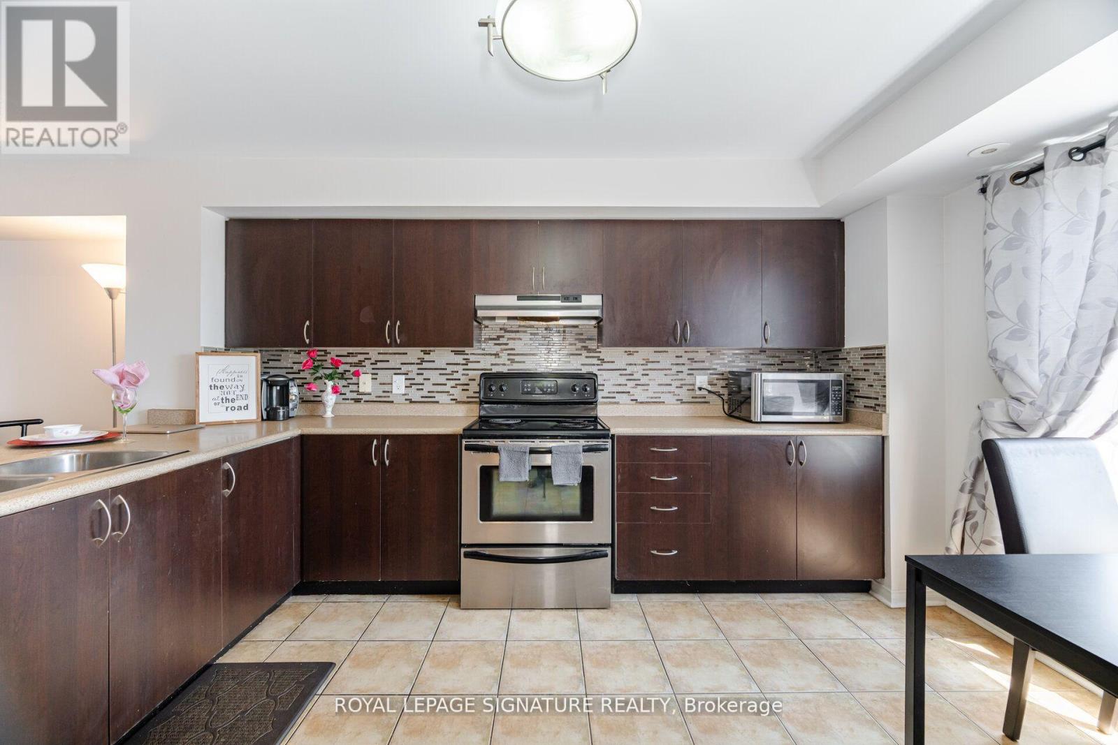 3 - 4855 Half Moon Grove, Mississauga, Ontario  L5M 8C7 - Photo 9 - W12209381