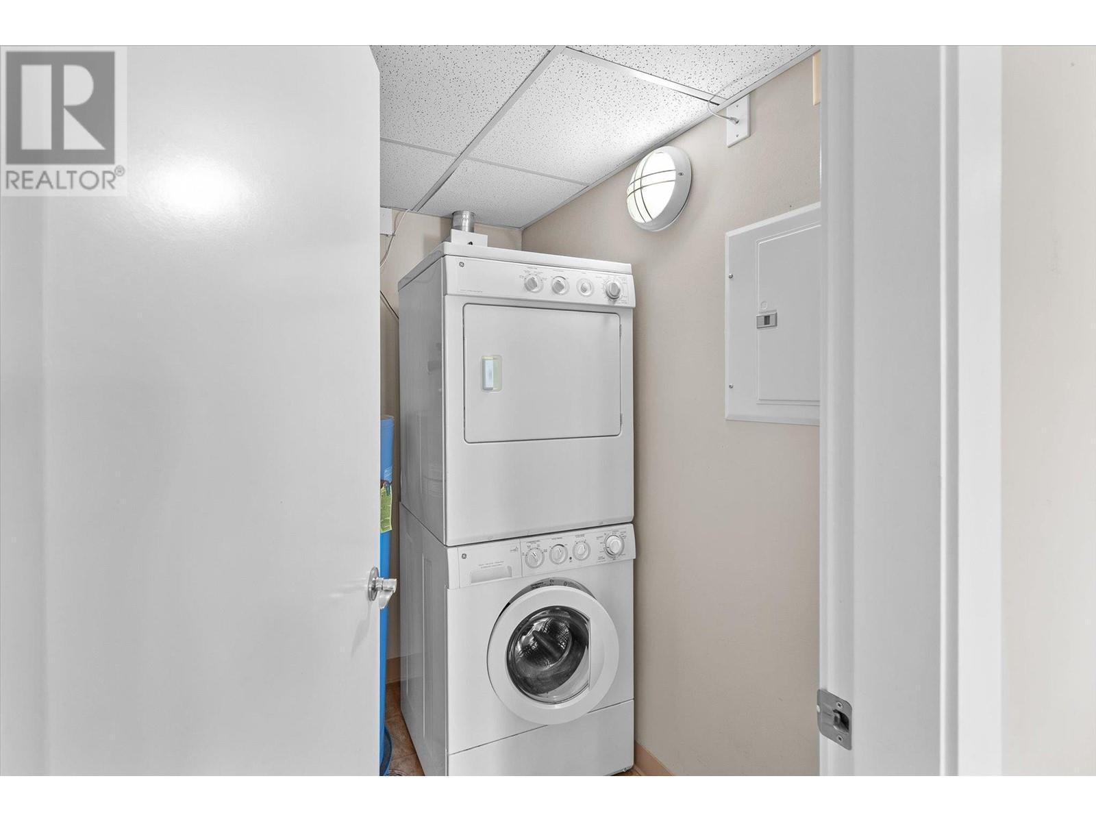 1160 Bernard Avenue Unit# 1207, Kelowna, British Columbia  V1Y 6R2 - Photo 27 - 10351556