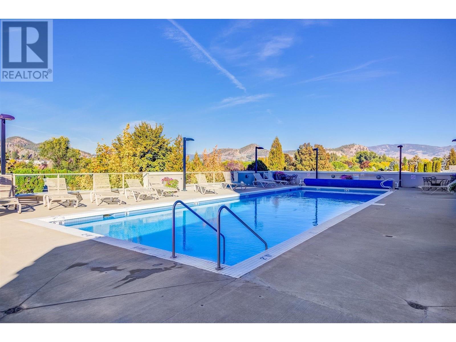 1160 Bernard Avenue Unit# 1207, Kelowna, British Columbia  V1Y 6R2 - Photo 5 - 10351556