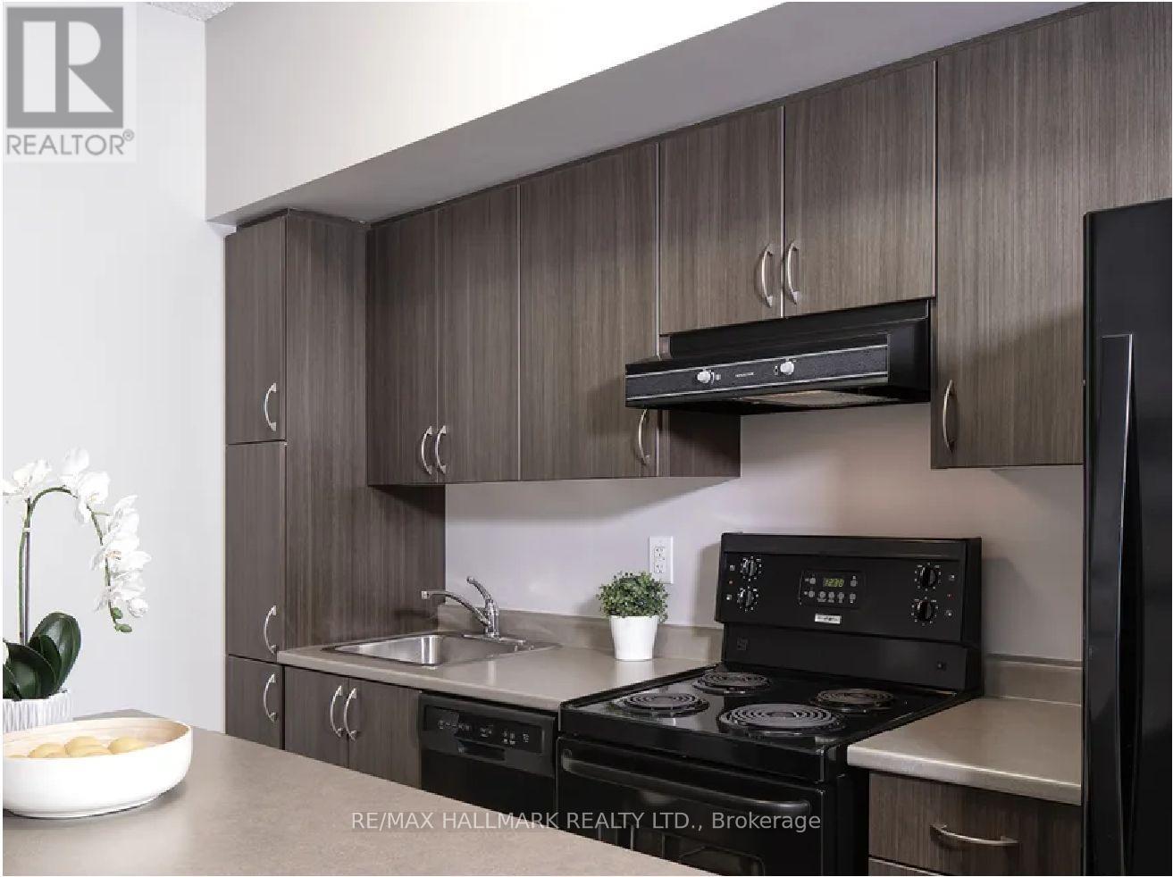 2107 - 570 Bay Street, Toronto, Ontario  M5G 0B2 - Photo 4 - C12209432