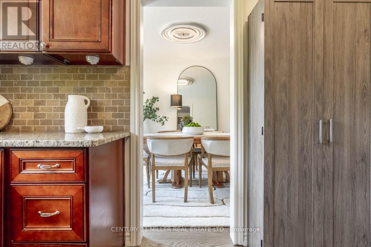 334 Freelton Road, Hamilton, Ontario  N0B 2J0 - Photo 8 - X12168878