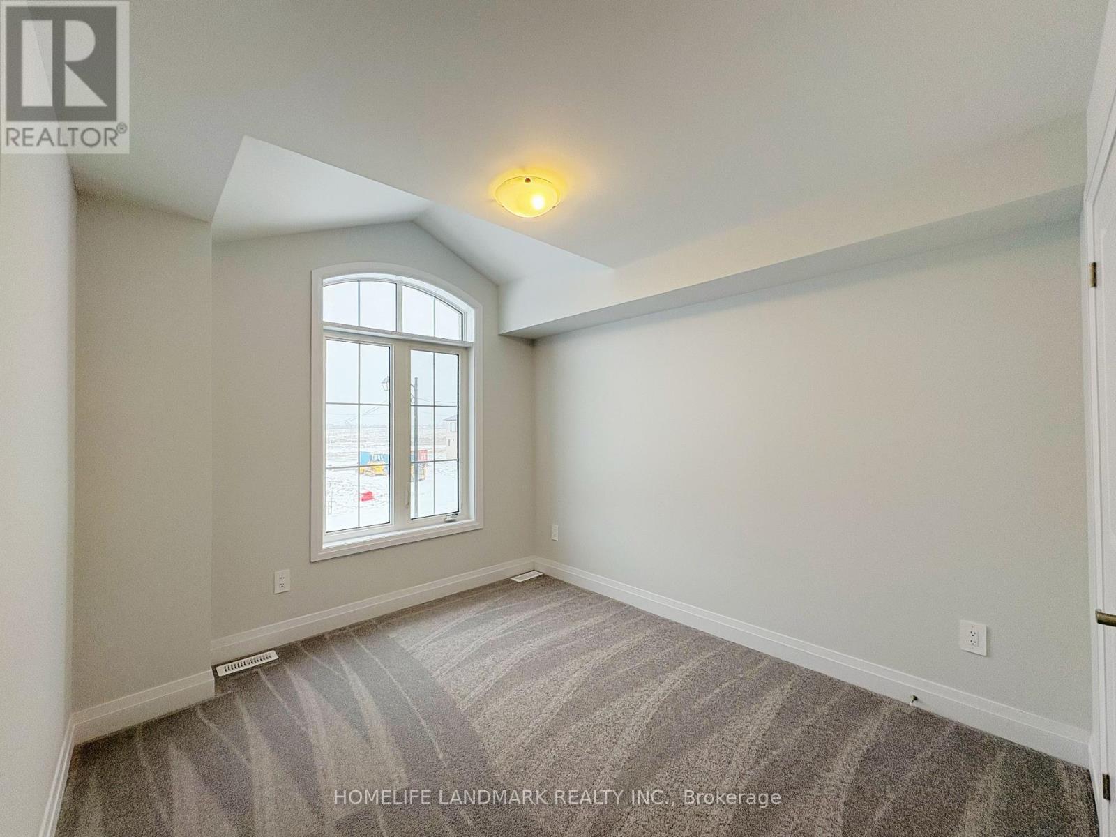 77 Butler Avenue, Kawartha Lakes, Ontario  K9V 0S2 - Photo 23 - X12181912