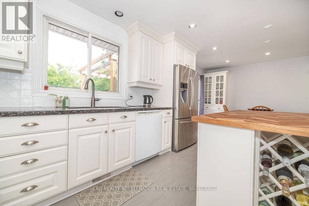 13 Gale Street, Mississippi Mills, Ontario  K0A 1A0 - Photo 11 - X12209958