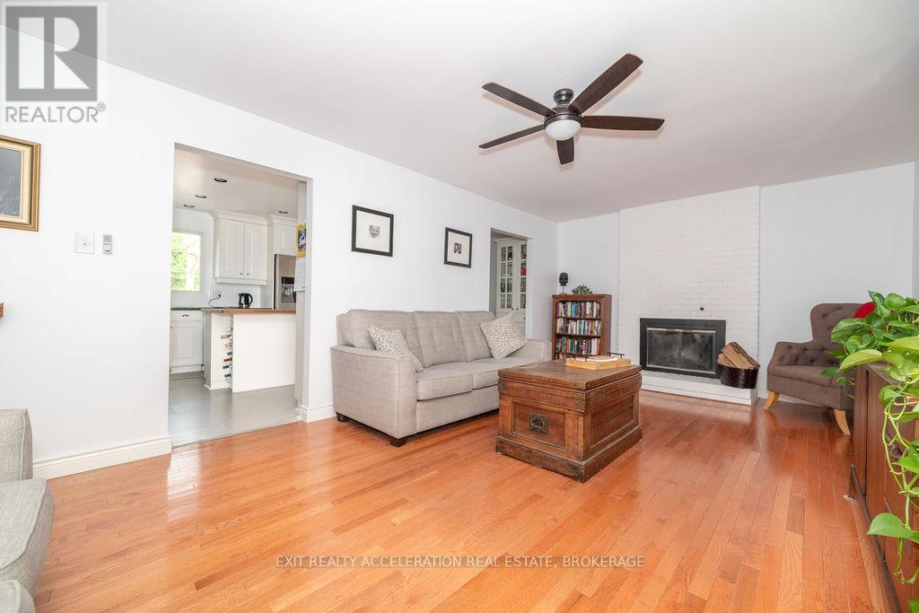 13 Gale Street, Mississippi Mills, Ontario  K0A 1A0 - Photo 7 - X12209958