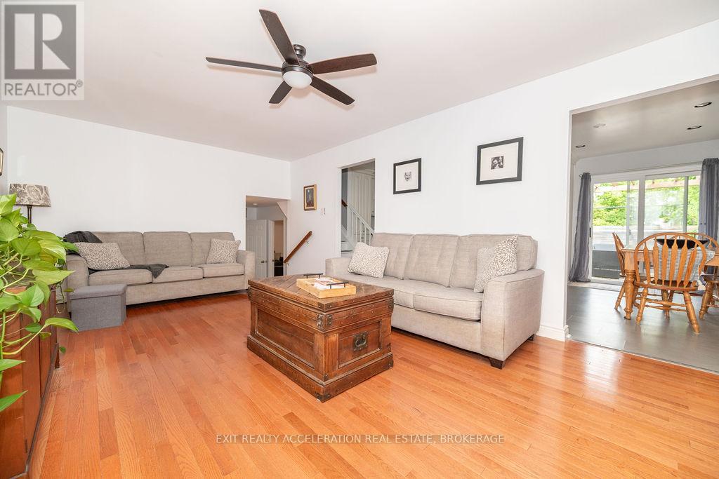 13 Gale Street, Mississippi Mills, Ontario  K0A 1A0 - Photo 8 - X12209958