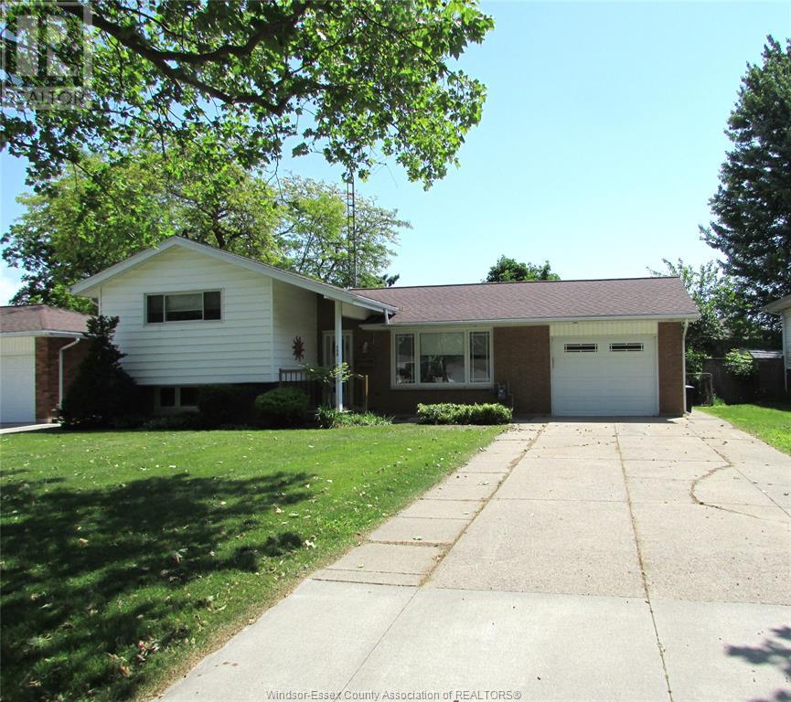 MLS# 25014483: 140 Danforth AVENUE, Leamington, Canada