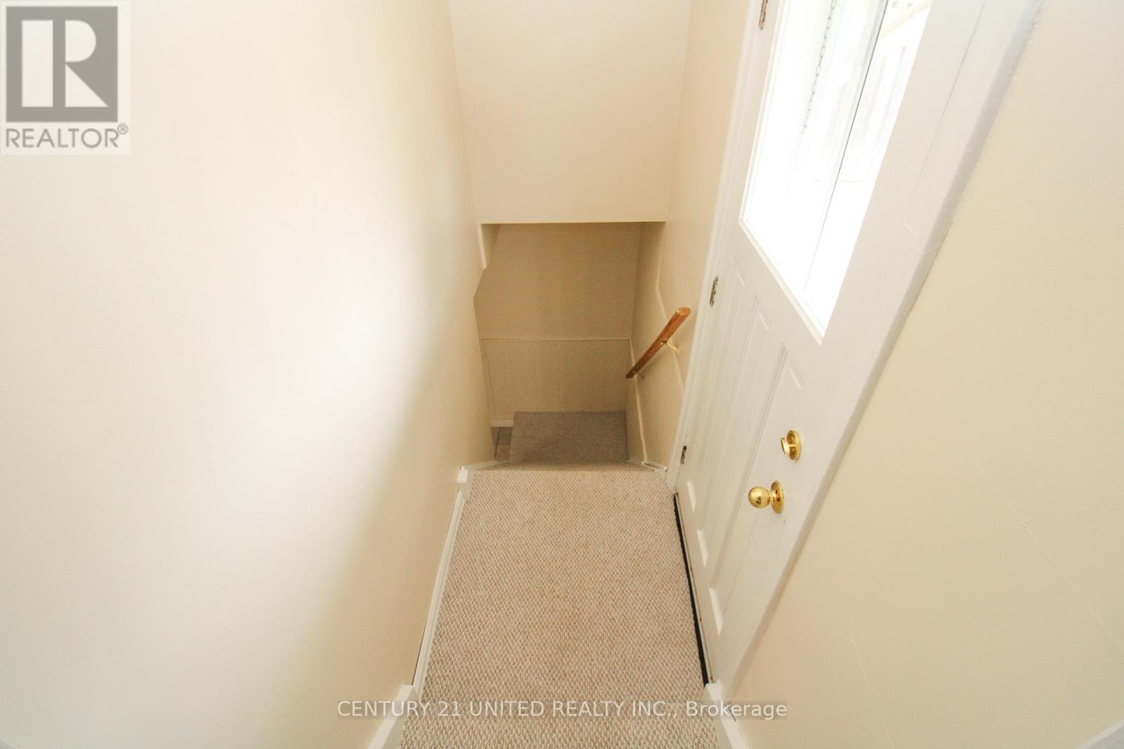 96 Montgomery Street, Peterborough South, Ontario  K9J 1W9 - Photo 23 - X12209946