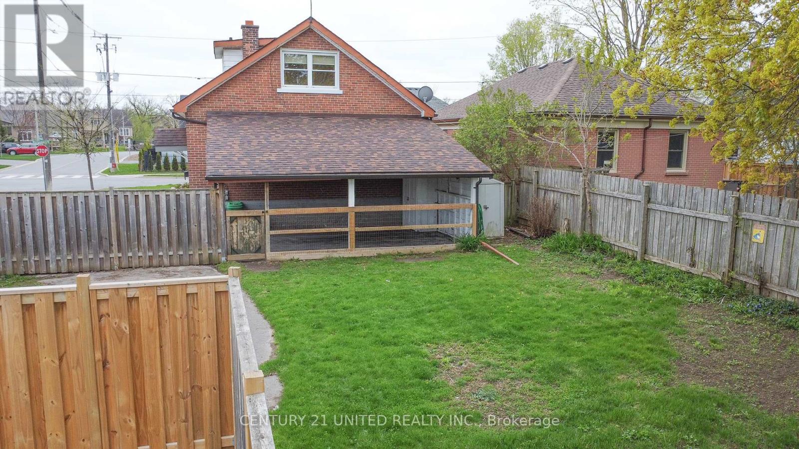 96 Montgomery Street, Peterborough South, Ontario  K9J 1W9 - Photo 32 - X12209946