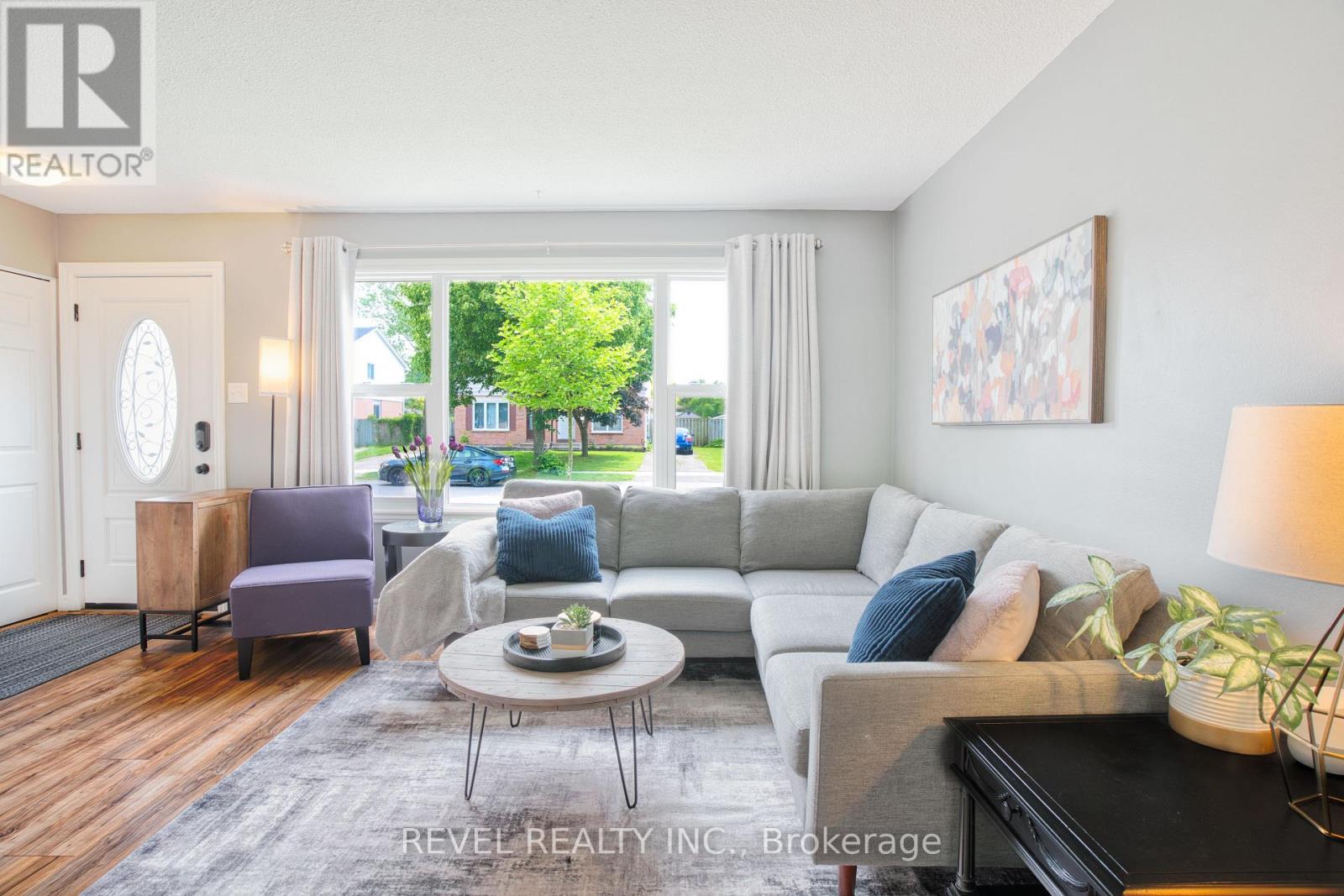 226 Brunswick Crescent, London North (North I), Ontario  N6G 3L2 - Photo 10 - X12209878